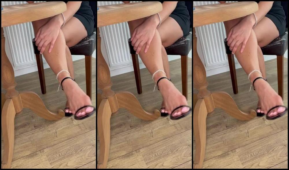 Megy Feet 11 30 2024 Onlyfans Video You Invite Me To Dinner And I Realize That My Feet Excite You