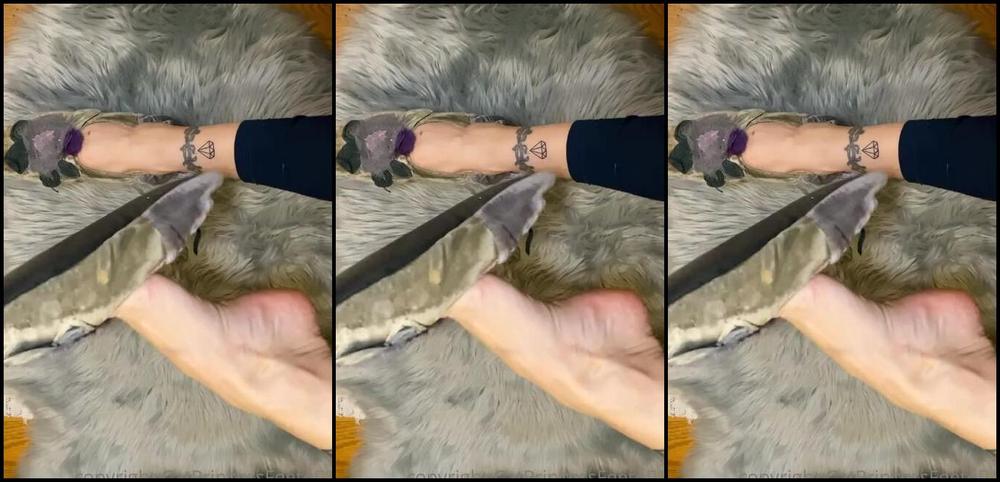 Catprincessfeet Onlyfans Long Soft Slipper Tease Part 2 Warm N Sweaty Foot Showcoming Soon