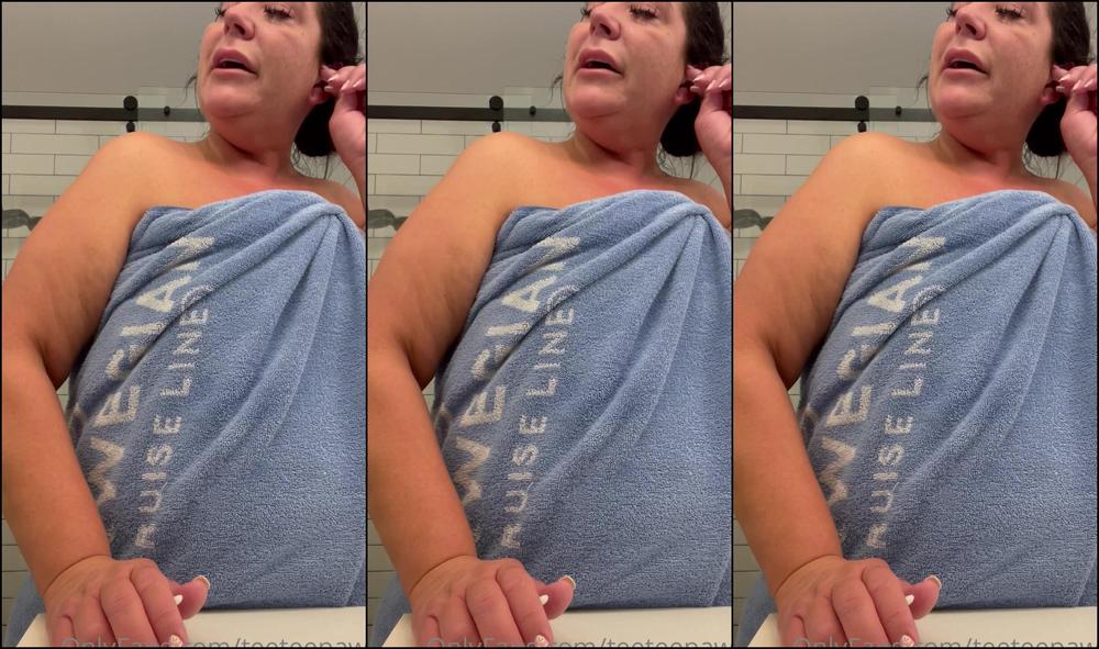 Teeteepawg Happy Friday