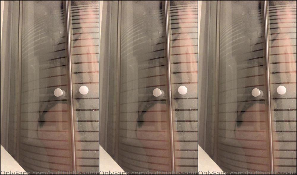 buffbihhbandittt-01-06-2020-383344954-heres-my-first-ever-exclusive-girl-on-girl-content-watch-me-eat-my-best-friends-cute-