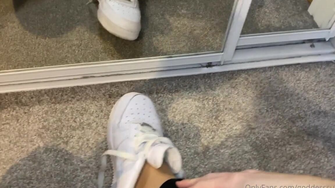 Goddesssuzie26 Onlyfans You Should Be Taking These Off For Me At The End Of A Busy Day