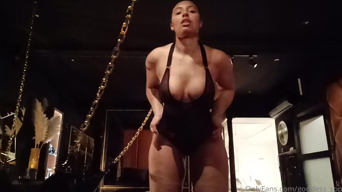 Mistress Sophie Nicknamed Mrs Sophie667 Onlyfans Come Closer Boy Z