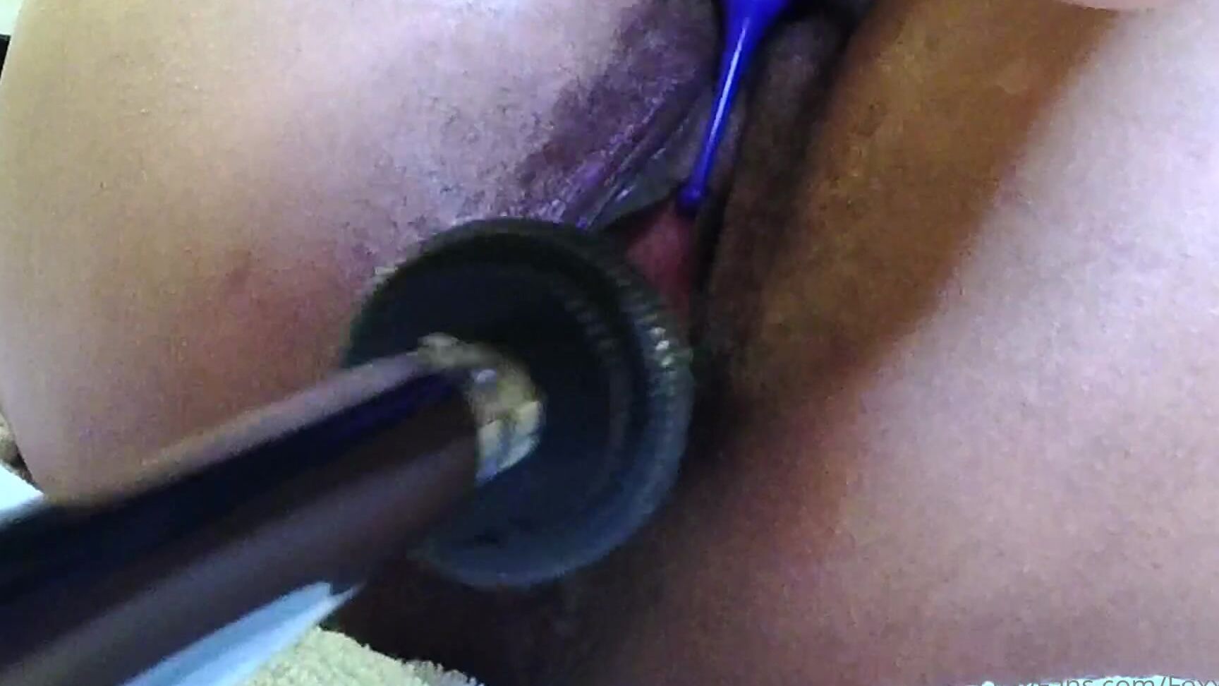 Foxxpink I Love Packing My Machine Taking It With Me To Hotels Now Give Me A Cock In My Mouth