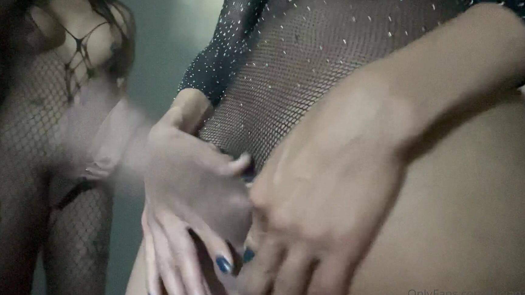 lucianafoxx-31-05-2021-2123707025-transexuel-partouse