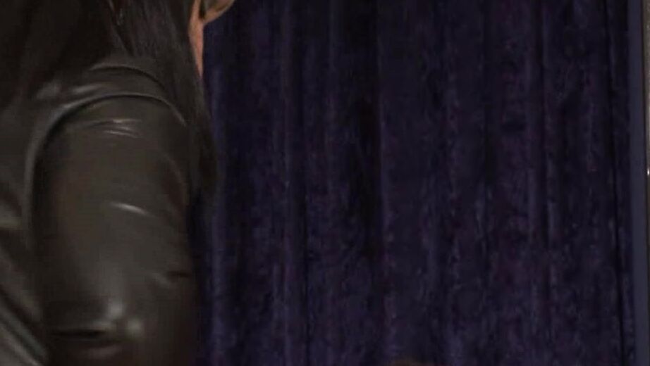 "Mix" BDSM, Femdom, Latex, CBT Herrin Silvia - Analinspection SM Studio Berlin