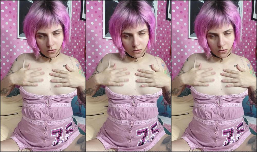 Lilyann Vip 2672753029 11 13 2022 Mosturizing My Tits And Ass Help Me Please