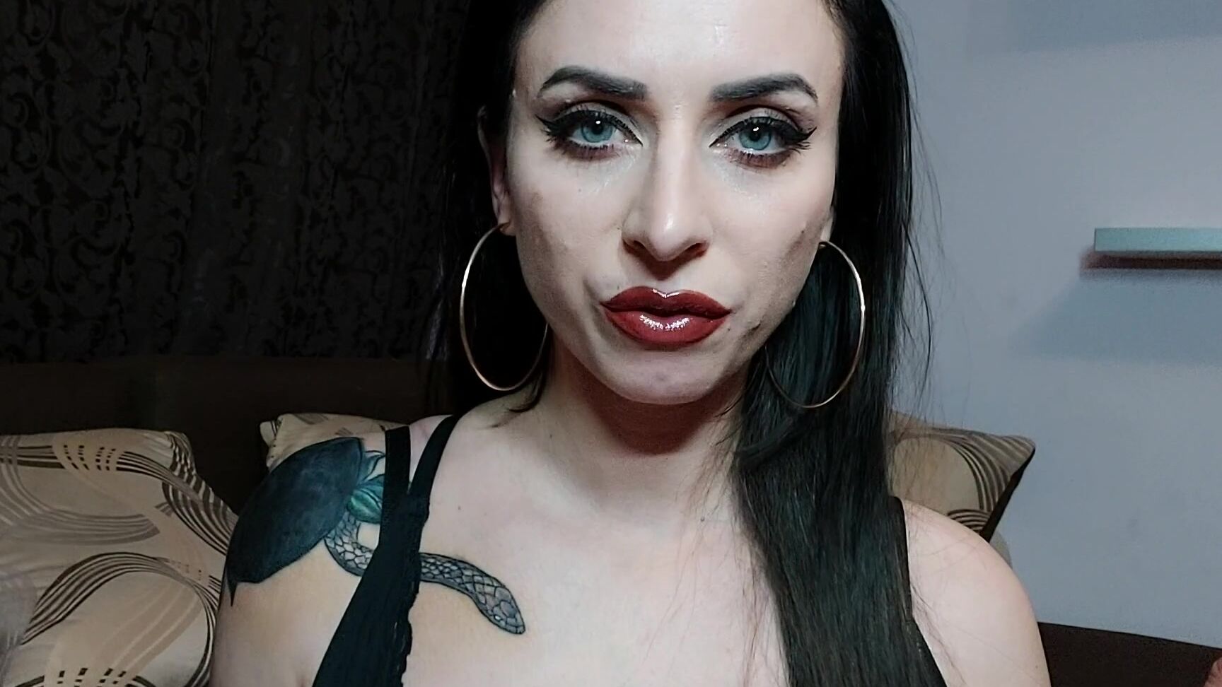Moneygoddesss Findom Boner
