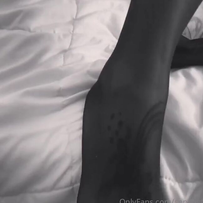 Servingbarefeet Aka Servingfet Onlyfans Throwback Thursday First Video I Ever Made With The Help Of My Good Friend Thank Him For Sho