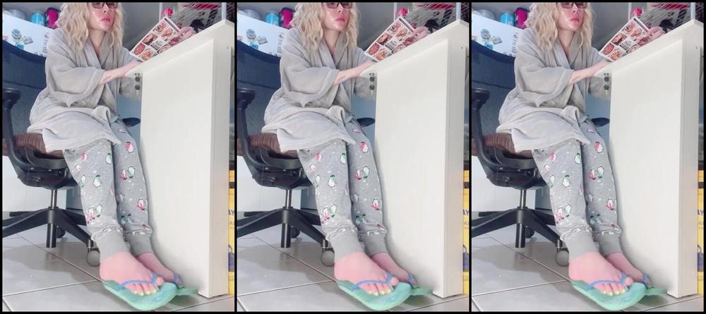 Snowpriness Onlyfans This Flipflop Is So Worn Out