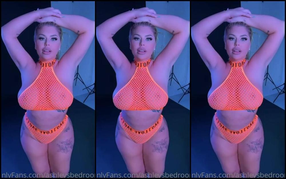 B Byashley Slide Into My Dms And Ask About My Custom Specials