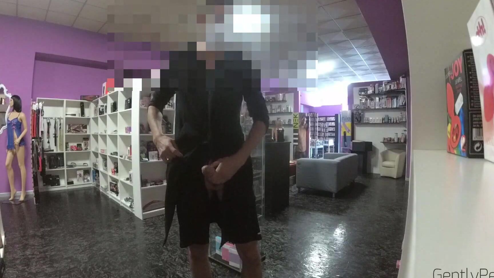 GentlyPerv DESIDERIA SEXSHOP ADVENTURE parte1. A cazzo duro per la commessa. Pornhub