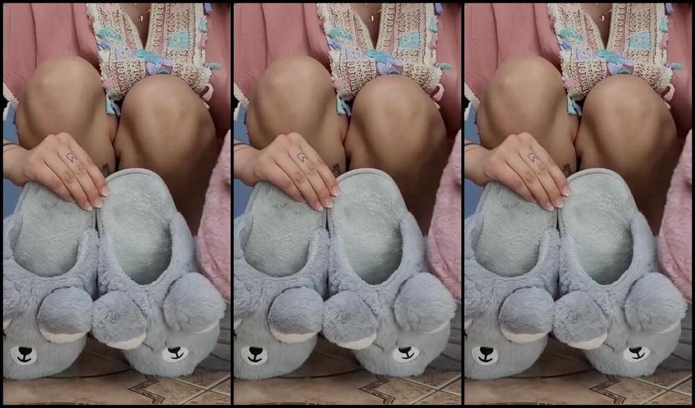 Masmr Onlyfans 8December New Soft Fuzzy Fluffy Slippers Trying On With Suntan Pantyhose And Bare Feet This