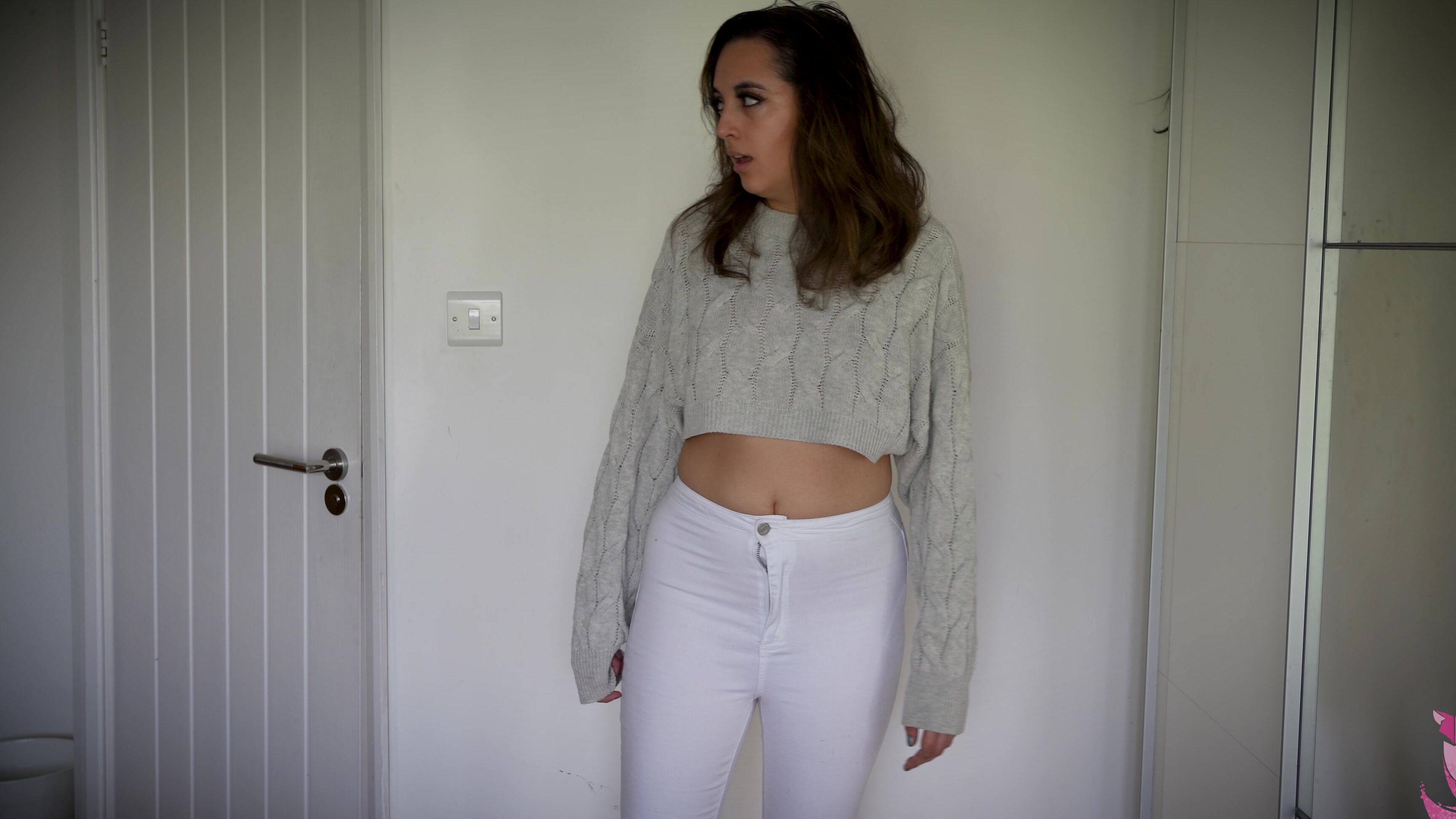 Summer Fox Fucking Girlfriend Possessed By Sister