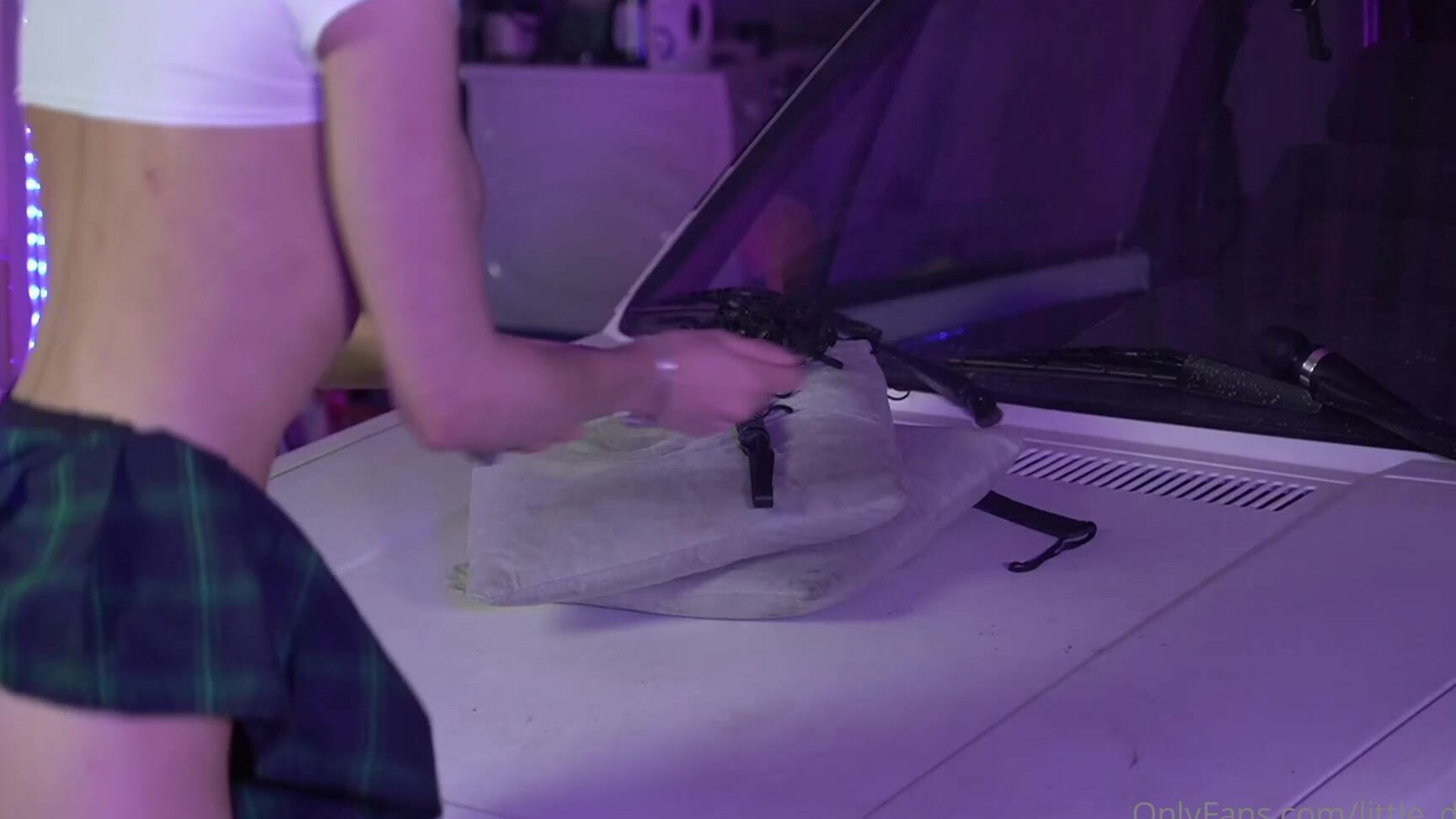 Little Dutch Hmmmm First In My Pussy And Then In My Ass Hihi Sorry For Parts Camera Went Down Ha