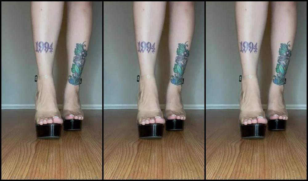 Pinkyyperfect Onlyfans Had To Run These Shoes Back In This Sexy Ass French Tip Y1C