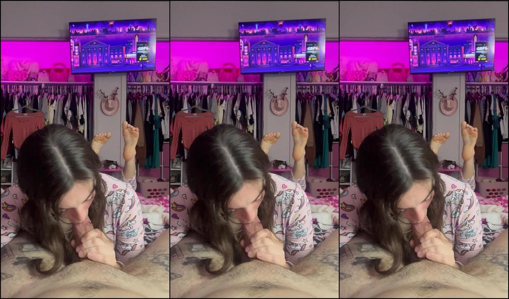 Queen Soft400 3572501881 11 20 2024 Sloppy Toppy