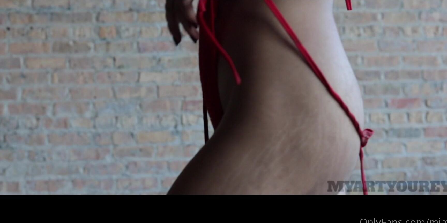 Miav I Like To Get A Little Dirty Sometimes