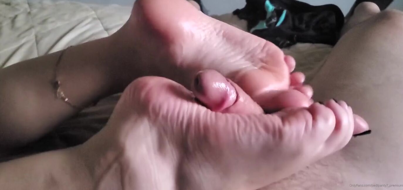 Austin Summers Nicknamed Pedipanty7 Premium Onlyfans I Want You To Clean My Boyfriends Cum Off My Pretty Feet Lick Every Inch Of My Wrinkled Soles