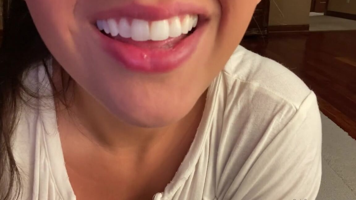 Theenchantressb Nicknamed Theenchantressb Onlyfans Feet Asmr