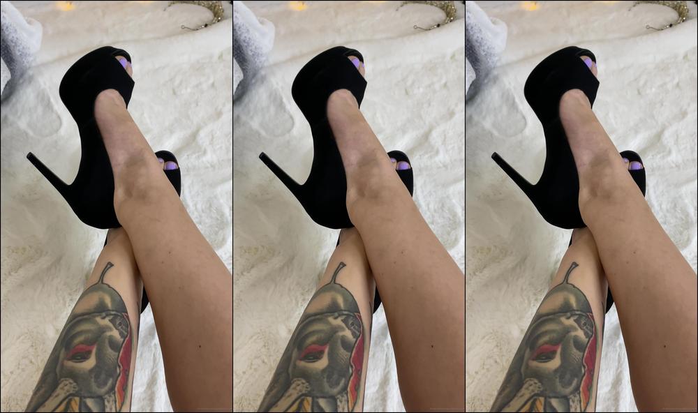 Mavenmay It Begins With A Tribute And Turns Into An Obsessive Addiction Of Sending Me All Your C