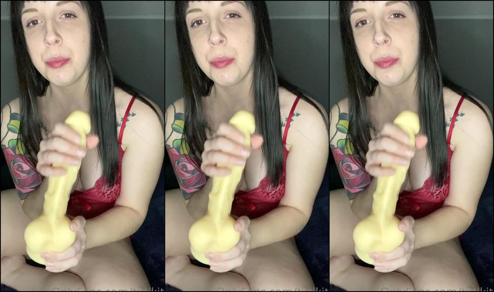 Tittikitti Do You Like My Eyes Having Troubles With My Air Drop So I Couldn T Edit This Video