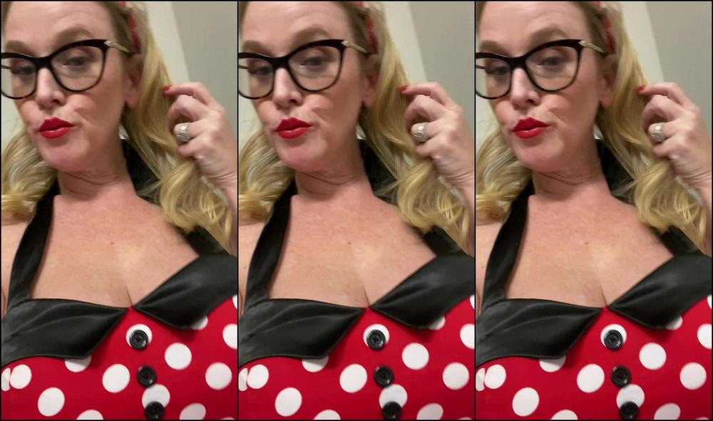 Mrssiren Had To Go During My Podcast Y All Now Know Of Course There S Nothing On Under T