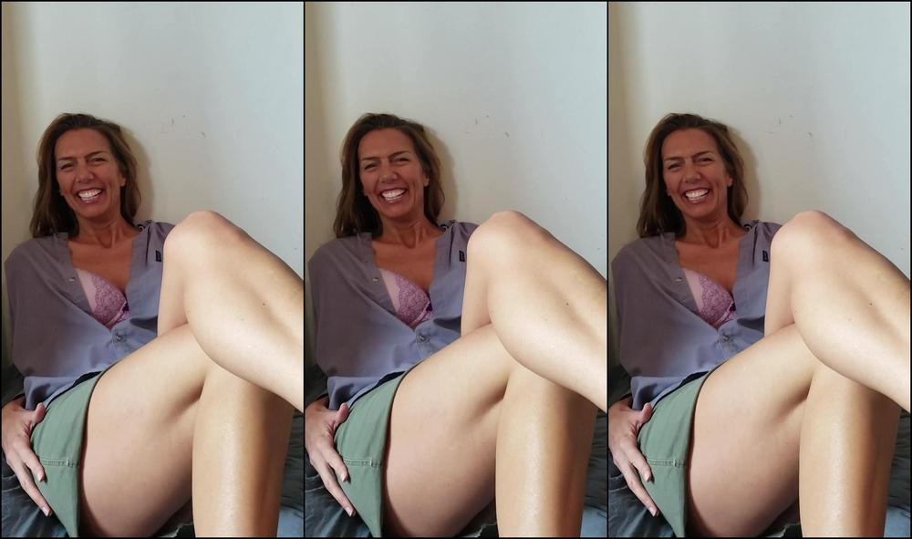 Themikaylamiles Mikayla Gets Tickled By Markers Mikaylamiles Tickle Tickled Bigfeet Amazon Giantess