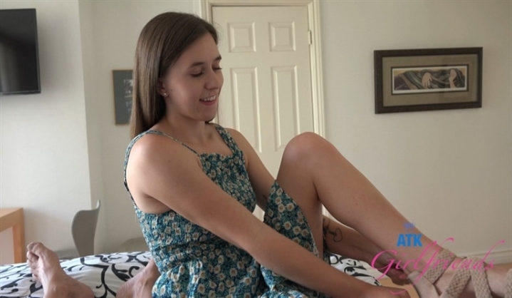 Handjob, Blowjob, Daddy, POV, Footjob, Orgasm Kourtney Rae. Blowjob SiteRip