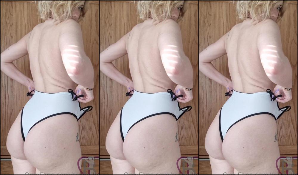 Travelling Peach 2652605726 10 24 2022 I Really Think This Needs A Trip To Be The Beach Sigh If Only I Were