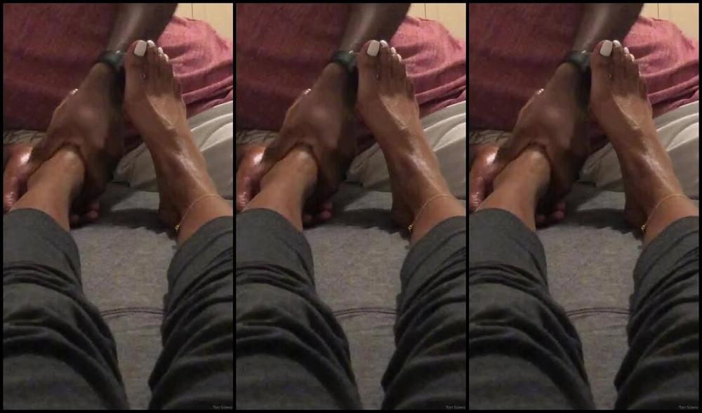 Torisoless Onlyfans Foot Massage
