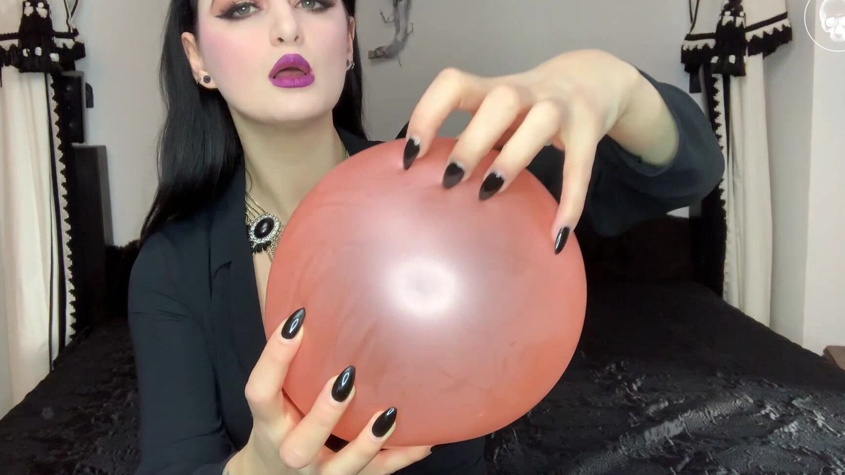 Ball Fetish, Big Boobs, Long Nails, High Heels, Tattoos alissa noir ballon fetish ManyVids