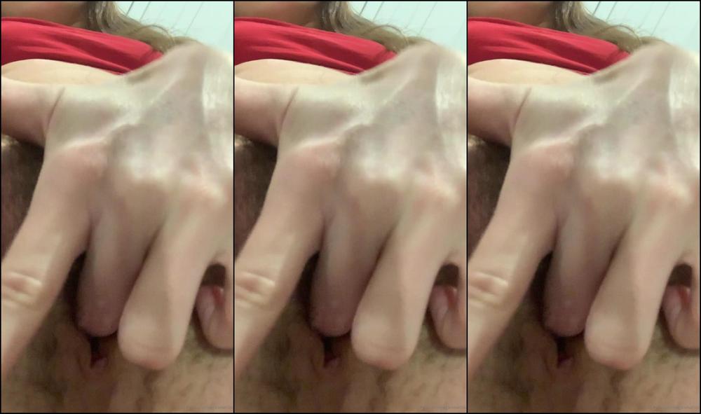 2019 12 11 102395594 Listen To My Wet Pussy As I Finger Fuck It Up Close