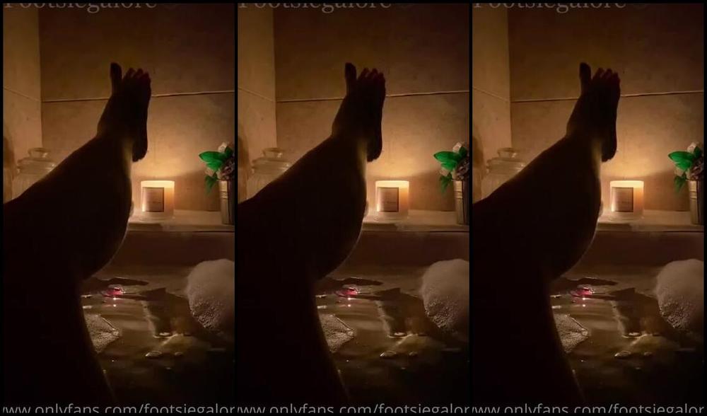 Footsiegalore Onlyfans Last Night I Had A Little Footsie Care Friday This Is My Kinda Bathtime It S Such A Shame I Was