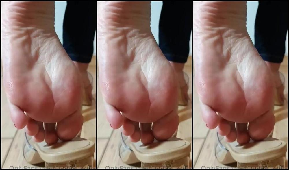 Goddesselisaa Onlyfans Is It Hard To Resist