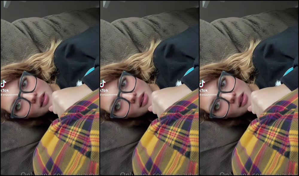 Emjaybird I Ll Be Live On Chaturbate At Am Come See Me In The Meantime Here S My Tiktok Com