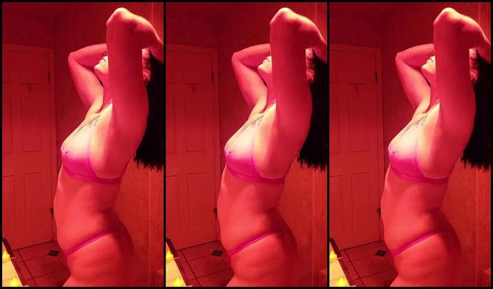 Missarcanaplus Nicknamed Missarcanaplus Onlyfans Seriously This Was Really Lovely And Warm Because Of The Red Heat Lamp In The Ceiling Makes Me Lo 1 7