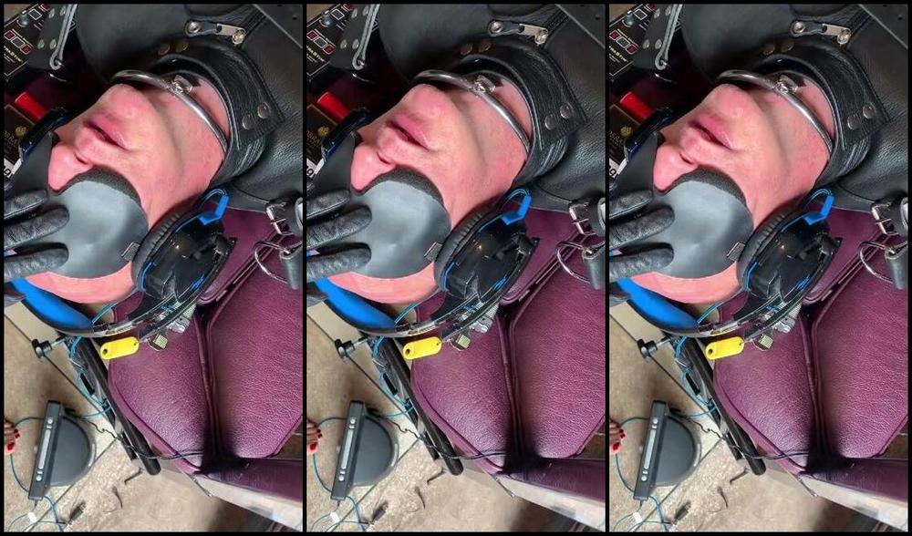 Gynarchygoddess Using Slave As An Ashtray Whilst He Is Iszp