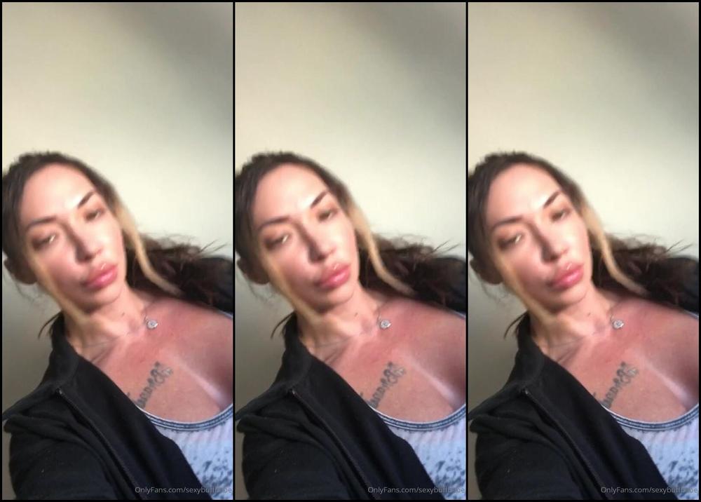 Sexybuffbabe No Trick Or Treating This Year Just Spitting On A Trick