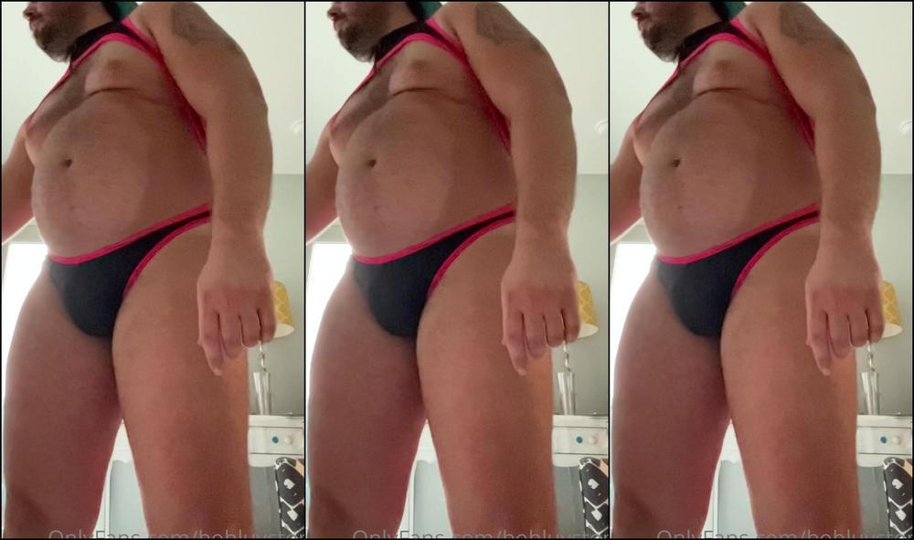 Bobluvstom Squats In Marco Marco