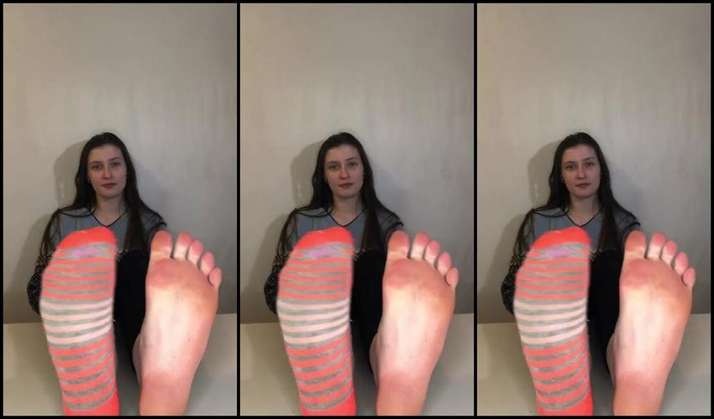 Delilah Nicknamed Footiesfeets Onlyfans Sock Strip Toe Wiggle