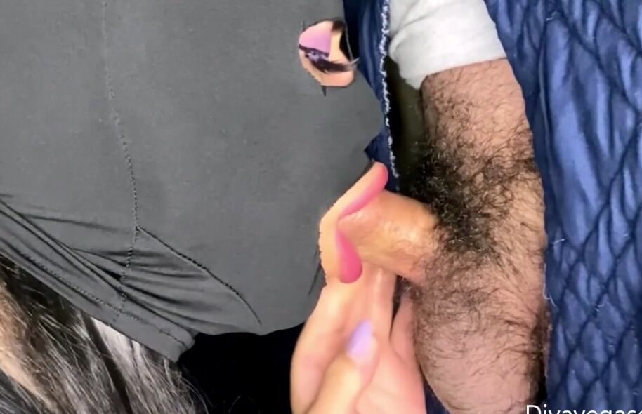 Divavegasgh Thick Hairy Cock N Balls