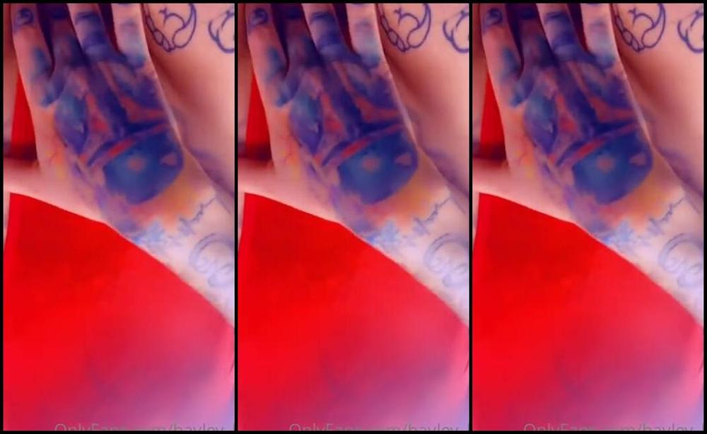 Hayley B Nicknamed Hayley B Onlyfans A Quickie While Your At Work