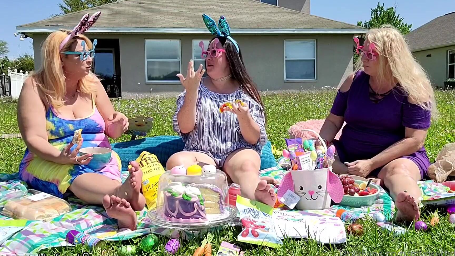 Myprettyfeet Easter Picnic With Sweetesthangsfeet And Heavenlyxperience We Re Enjoying Our Easter Lun