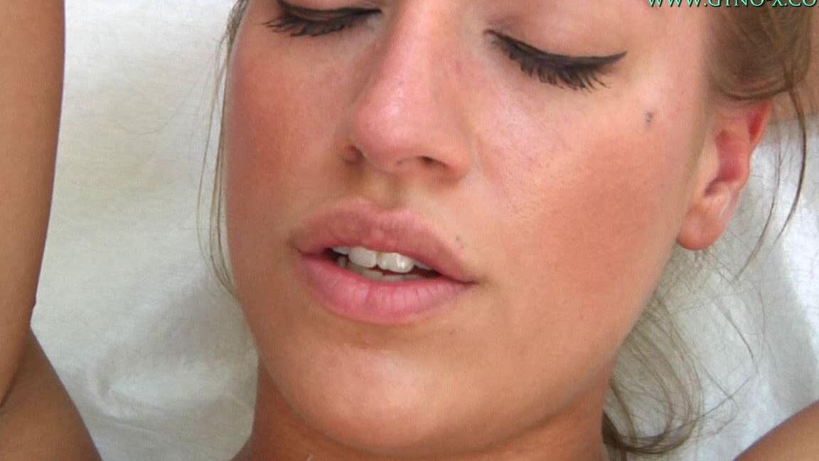 "Silvia Dellai" Brunette, Close Ups, Tampon, Medical Fetish, Vaginal, Gyno Exam Silvia Dellai SiteRip