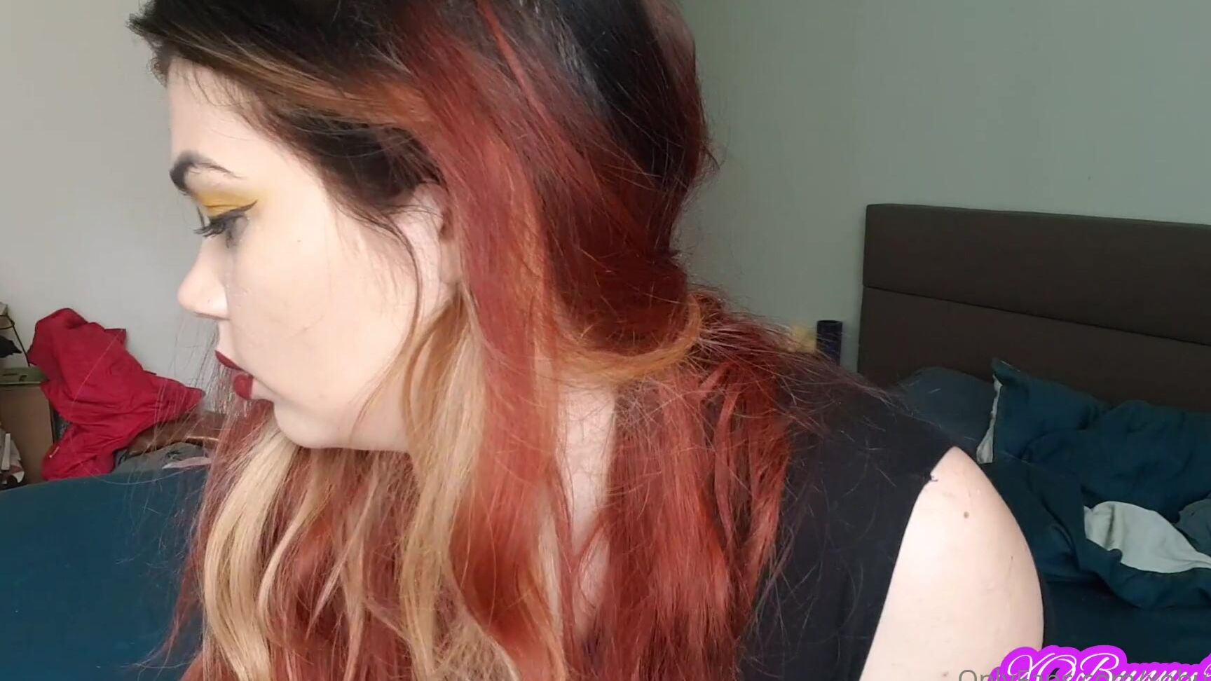 Xobunny Face Close Up And Farts