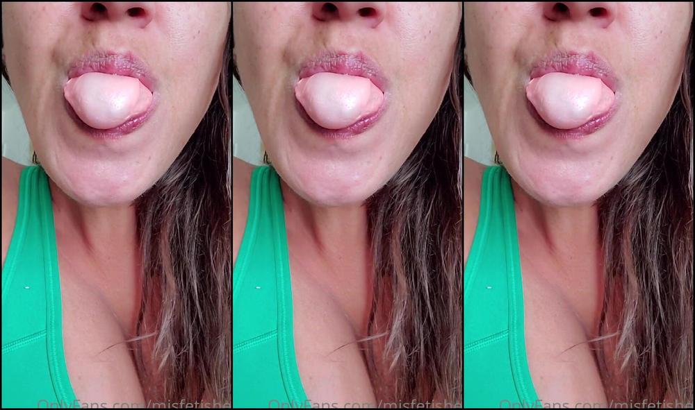 mjsfetishes-29-07-2020-608047536-this-is-a-first-bubble-gum-chewing-smacking-popping-torment.-imagine-my-sadistic-smart