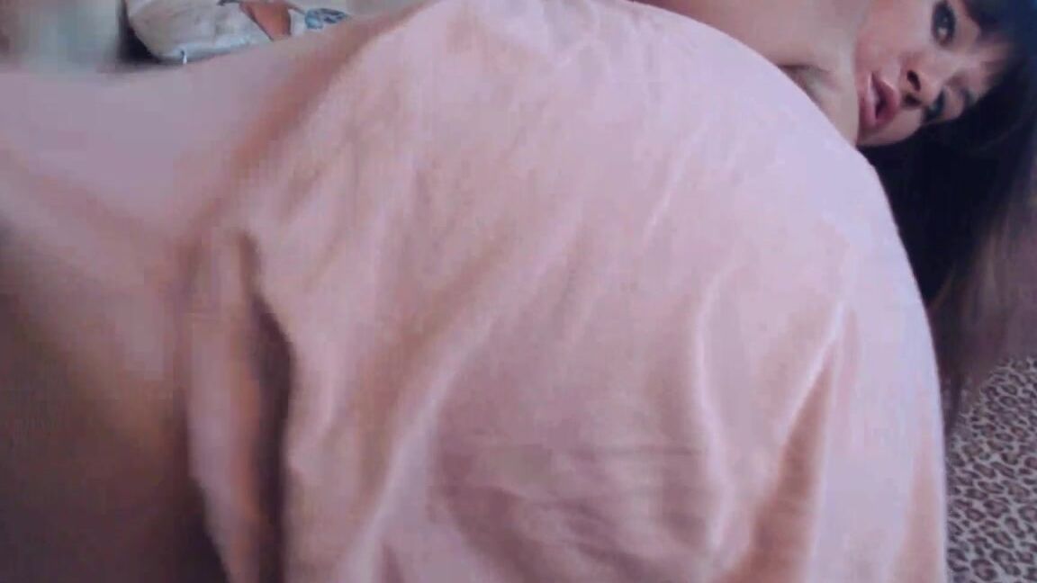 Carmita Bonita Upskirt Big Latina Booty Clapping Shakin