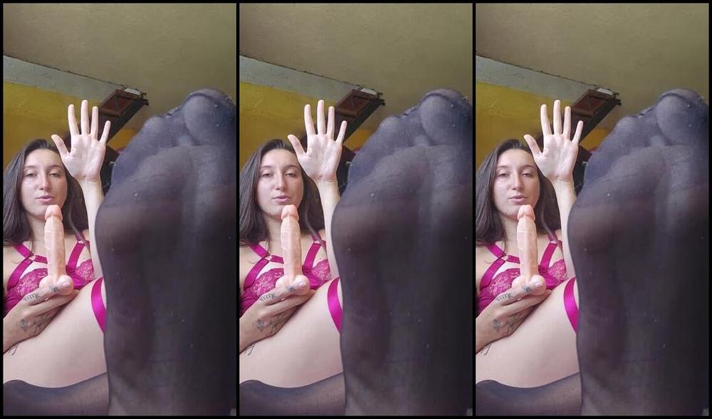 Emma Stanley Nicknamed Emmastanley 01 15 2025 Onlyfans Video Are You Ready To Follow All My Instructions While I Jerk Off This Dildo As If