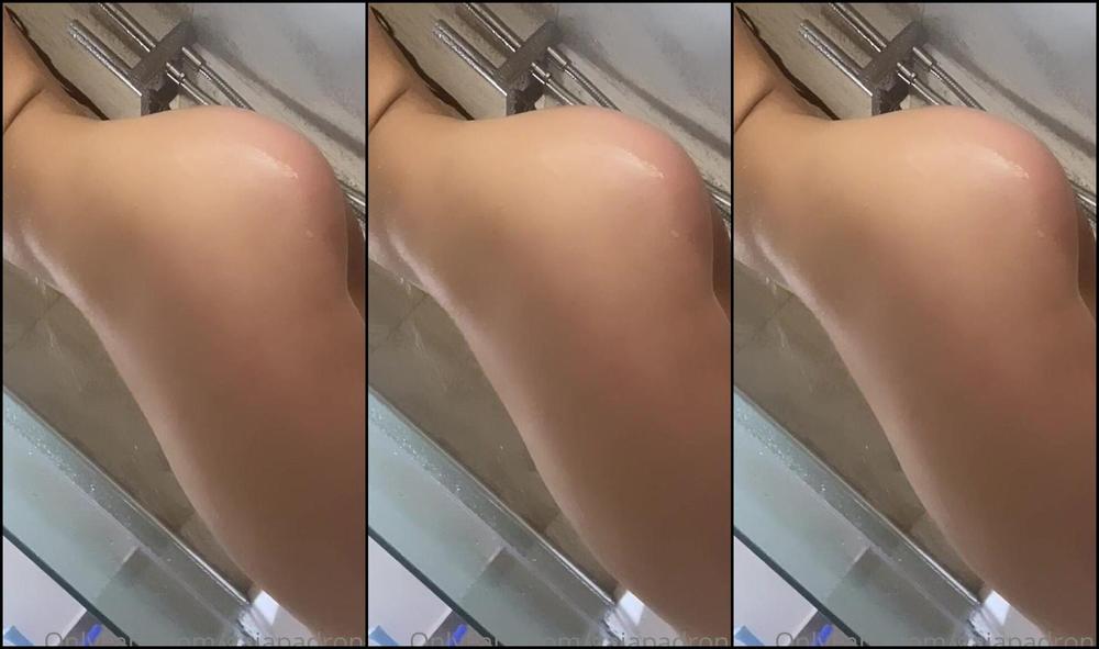 Mistress Gaia Shower Time