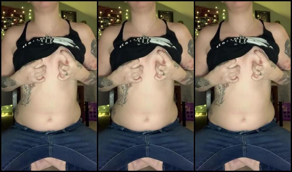 Kiki Kitsune Nicknamed Kiki Kitsune 04 26 2020 Onlyfans Video For Some Reason This Disappeared Last Night My Raspy Moans Came Out In This One